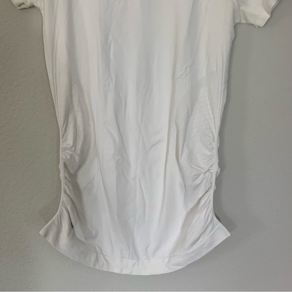 Athleta white workout stretchy  top size M - Picture 3 of 9